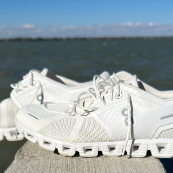 On Running Cloud 5 All White Men Sz 10 59.98918 - Picture 3 of 9